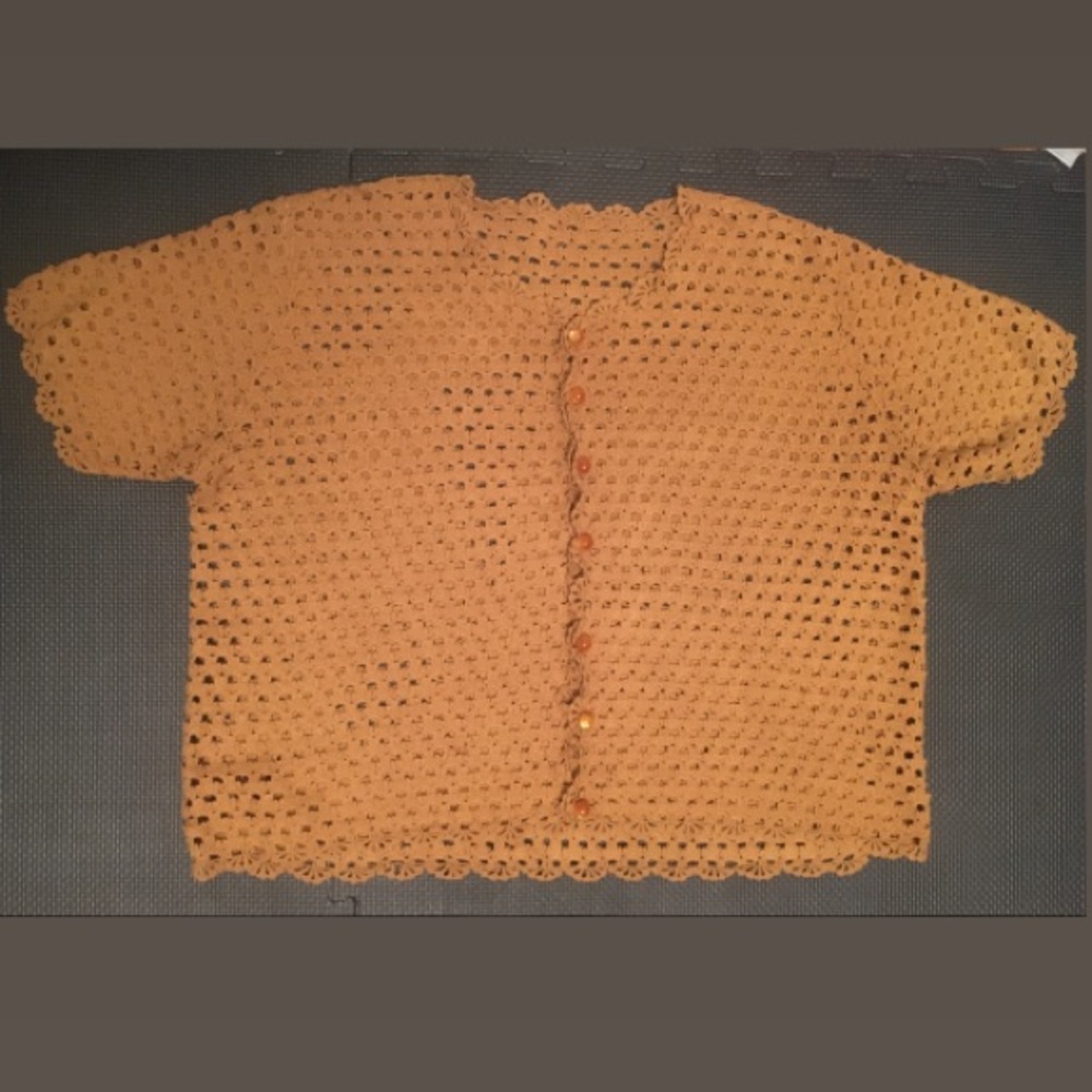 Oversize small handmade crop top